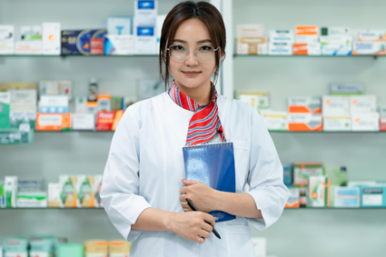 pharmacist holding clip board